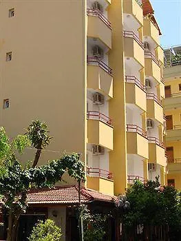 Mola Hotel 3*