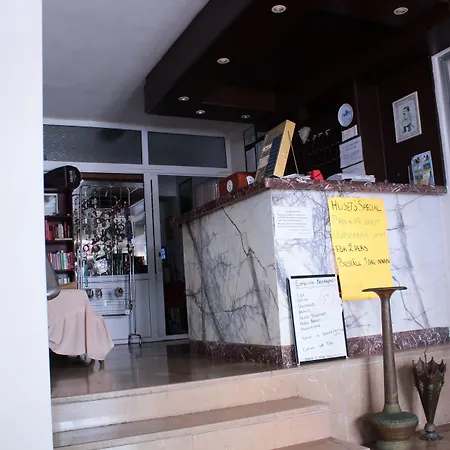 Mola Hotel 3*